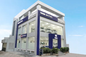 Tata Motors' Q4 Earnings Disappoint Investors Despite Strong Performance, Stock falls 9%